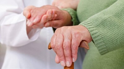 ВОЗ: Мировое сообщество не обеспечивает должной заботой людей с деменцией