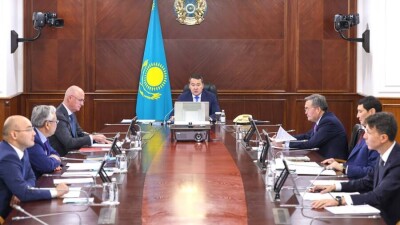 Премьер-министр Казахстана поставил задачу по привлечению крупных корпораций в экономику страны