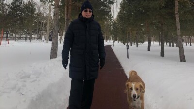 Фотографиями Касым-Жомарта Токаева на прогулке с собаками поделился его пресс-секретарь