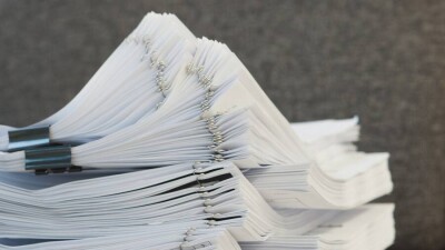 В Кыргызстане госорганы обяжут использовать офисную бумагу с обеих сторон