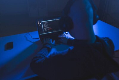 Журналисты опубликовали список людей, за которыми могли следить с помощью шпионского софта Pegasus. Среди них репортёр Informburo.kz