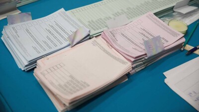 Кто получил места в мажилисе по одномандатным округам Алматы