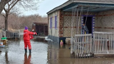 Помощь на 110 млн тенге получили свыше тысячи человек, пострадавших от разрушительных паводков