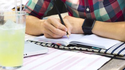 Акции среди вакцинированных студентов проведут ещё в восьми вузах Казахстана