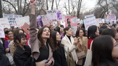 В Алматы 8 марта прошёл митинг за права женщин
