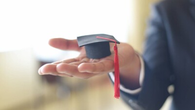 Категории выпускников вузов, которых могут освободить от отработки гранта, планируют расширить в Казахстане