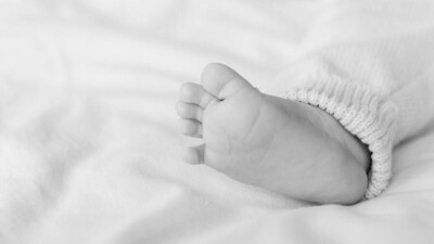 В СКО от Covid-19 умер годовалый ребёнок. Врачи считают, что этого можно было избежать, если бы родители получили прививку