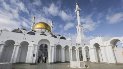 Токаев поздравил казахcтанцев с праздником Курбан айт