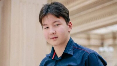 15-летний казахстанец выиграл международный шахматный турнир в Астане