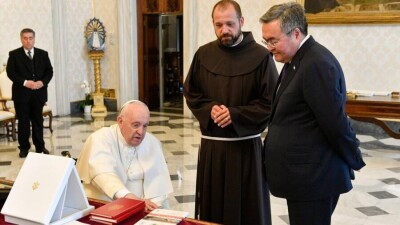Папа Римский высоко оценил реформы Токаева