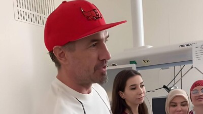 Романа Костомарова выписали из больницы