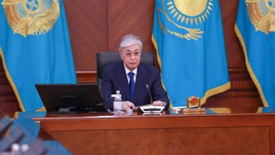 Токаев: Требую от всех государственных служащих добросовестно исполнять свои обязанности