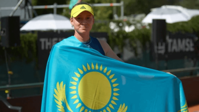 Елена Рыбакина отказалась от премии Федерации тенниса за победу на Уимблдоне