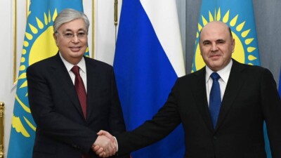 Токаев встретился с председателем правительства России Мишустиным