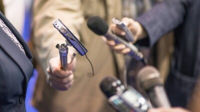 "Журналисты Казахстана – настоящие патриоты". Токаев поздравил работников СМИ с профессиональным праздником
