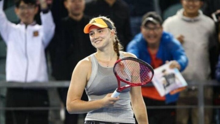 Australian open: Елена Рыбакина победила Веру Звонарёву и вышла во второй раунд
