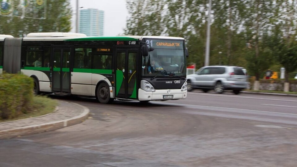 Автобусы в Астане будут объезжать участок возле ТРЦ "Хан Шатыр"