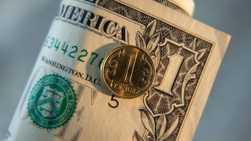 Почти на 5 тенге подорожал доллар на бирже