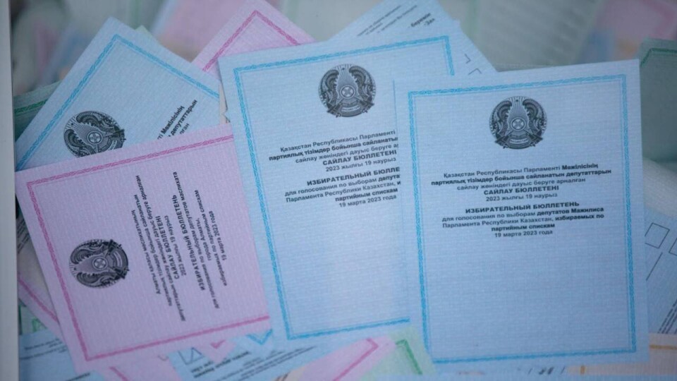 Данные экзитпола: в парламент проходят пять партий