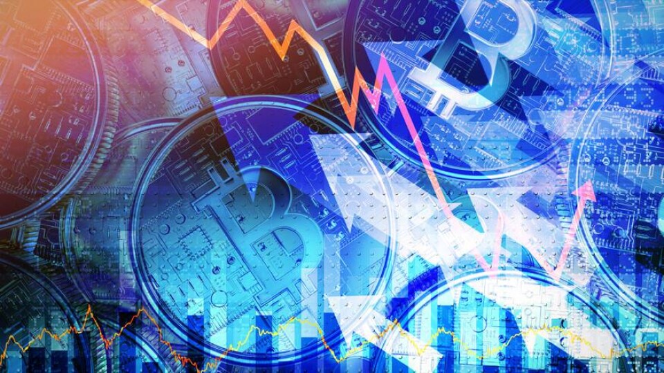 Курс биткоина упал на 6% за сутки