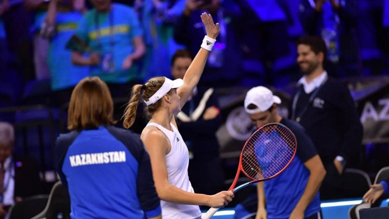 Казахстан покидает чемпионат мира по теннису, но часть его остаётся. Шведова поделилась интересным фактом