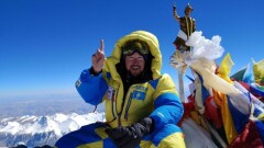 Мақсұт Жұмаев Тәуелсіздіктің 30 жылдығына орай Лобуче шыңын бағындырды