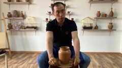"Ең адал адам топыраққа жақын болады". Шебер қыш өнерінің қасиеті жайлы