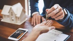 Пәтерді жалға аларда не білу керек? Маңызды 9 сұраққа жауап