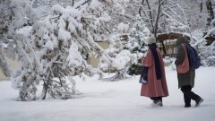 Алматы ақ қарға оранды. Информбюро фоторепортажы