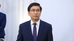 Асхат Аймағамбетов: Оқулықтар ғылымидан гөрі балаларға түсінікті жеңіл тілде жазылуы тиіс