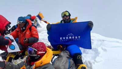 Альпинист Альмир Қымбатбайұлы: Қазақ қызын Эверестке шығару миссиясын сәтті орындадық