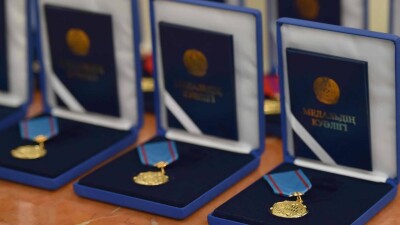 "Халық жазушысы" атағы қазақ әдебиетін құтқара ма?