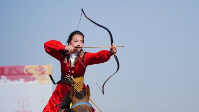 "Жамбы ату үшін ата-анамнан алысқа кеттім". Мулан-мерген Зарина Зарилханқызымен сұхбат