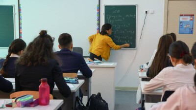 "Басты себеп – жалақының аздығы". Атырау мектептерінде 600-ден астам мұғалім тапшы