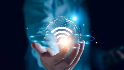 "Туристер кәдесый емес, байланыс ұстайтын жер іздейді". Депутат интернет сапасын сынға алды