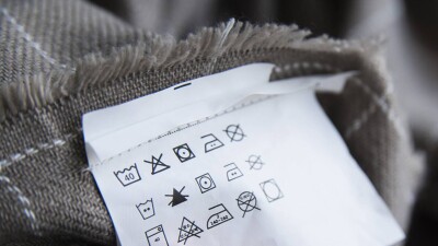 Киім этикеткасындағы белгілер нені білдіреді?