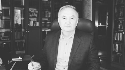 Қасым-Жомарт Тоқаев көрнекті ақын Есенғали Раушановтың отбасына көңіл айтты