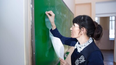 ҰТО педагогтерді тестілеу мерзімін 25 сәуірге дейін ұзартты