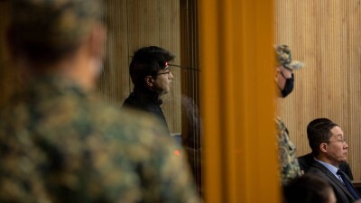 "Денесін түгел көрпемен жапқан". Жедел жәрдем дәрігері сотта Нүкенованың өліміне қатысты куәлік берді