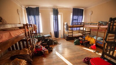 ТЖД дерегінше, Алматыда 202 жатақхана бар. Ал 2Gis арқылы 253-ін табуға болады