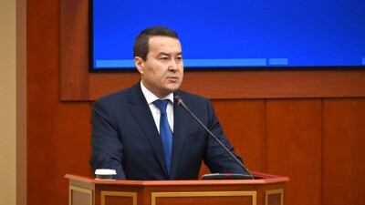 "Азаматтардың сындарлы ұсыныстарын ескереміз". Әлихан Смайылов жаңа үкіметтің немен айналысатынын айтты