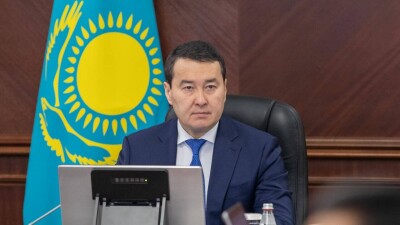 Әлихан Смайылов премьер-министр болып тағайындалды