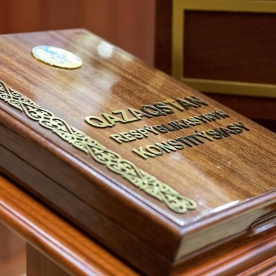 32 жылда тек "Тілдер туралы" және "Көші-қон туралы" заңдар ғана қазақ тілінде әзірленді 