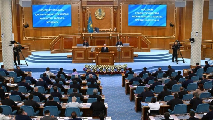 Ұлттық қор шетелдік қаржы институттарына емес, мемлекеттің мүддесіне қызмет етуі керек – Тоқаев