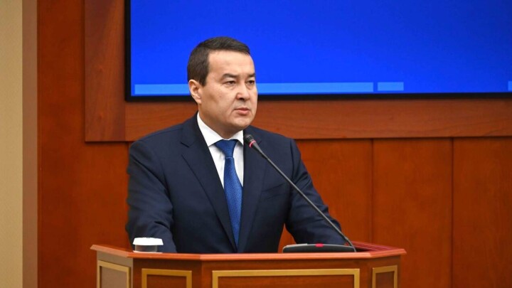 "Азаматтардың сындарлы ұсыныстарын ескереміз". Әлихан Смайылов жаңа үкіметтің немен айналысатынын айтты