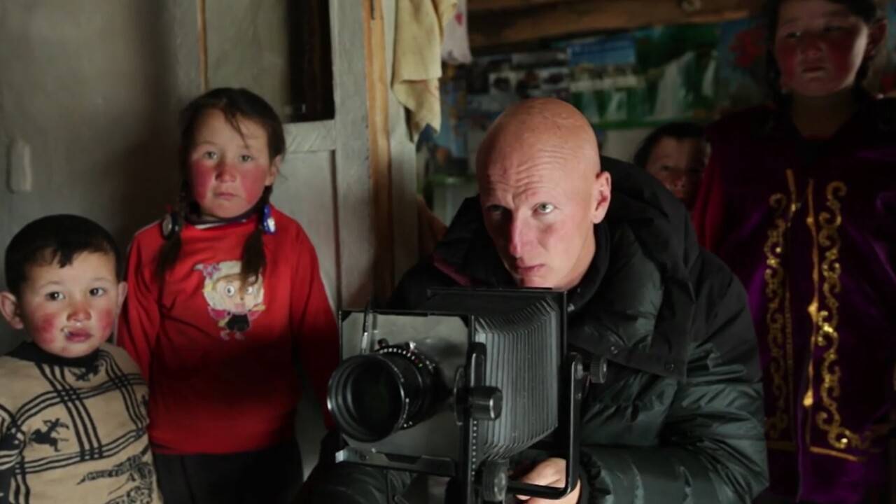 Фотограф Джимми Нельсон / YouTube желісіндеі Jimmy Nelson арнасынан скриншот