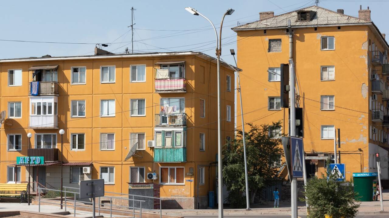 "Ресейдегі мобилизациядан кейін шарықтаған баға төмендемеді". Қазақстанда үй жалдау 30 пайызға қымбаттаған