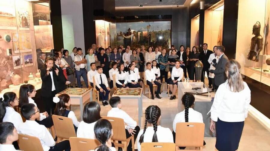 Музейлер мектеп оқушыларына Қазақстан тарихы бойынша дәрістер өткізеді