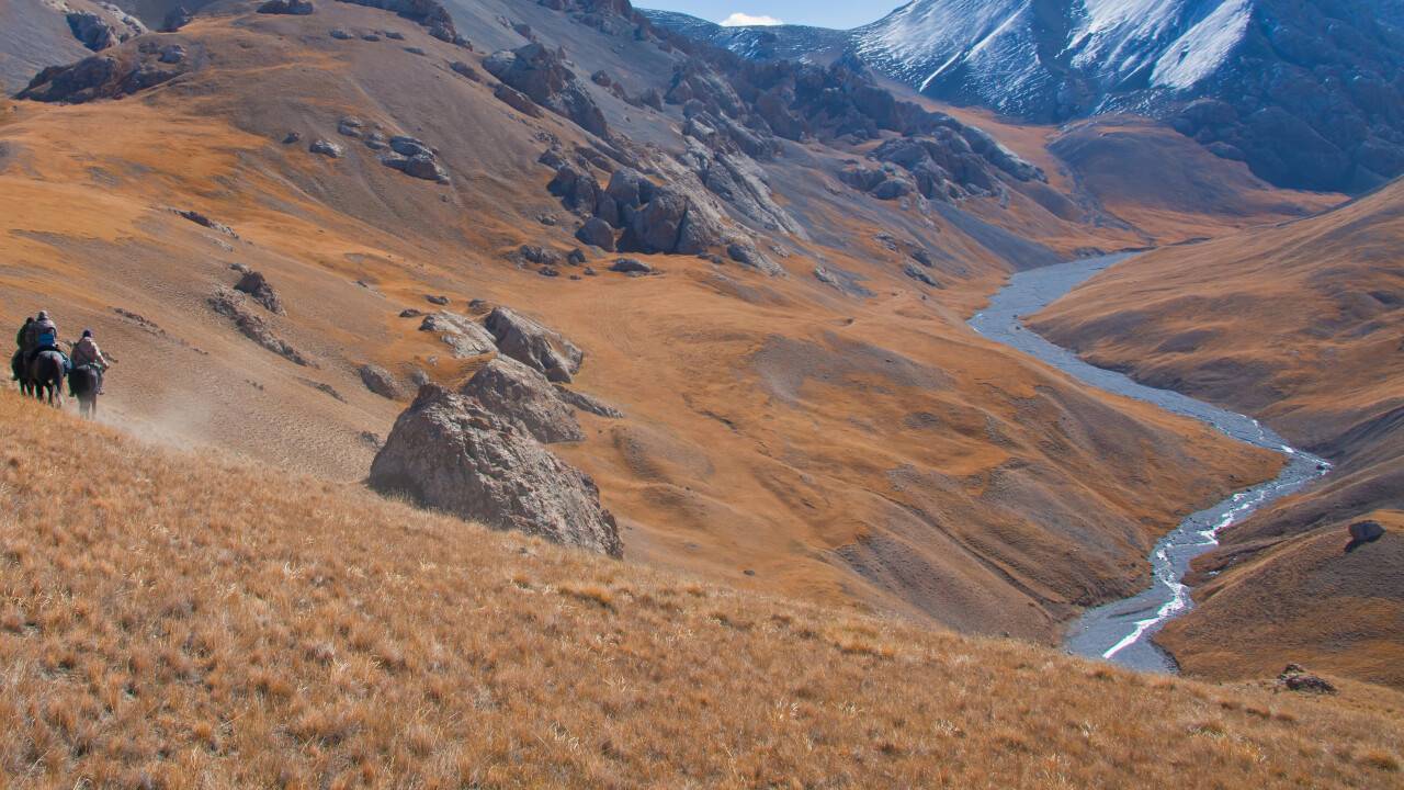 Ыстықкөлге апаратын қысқа жол құрылысы қашан басталады? Көлік министрлігінің жауабы