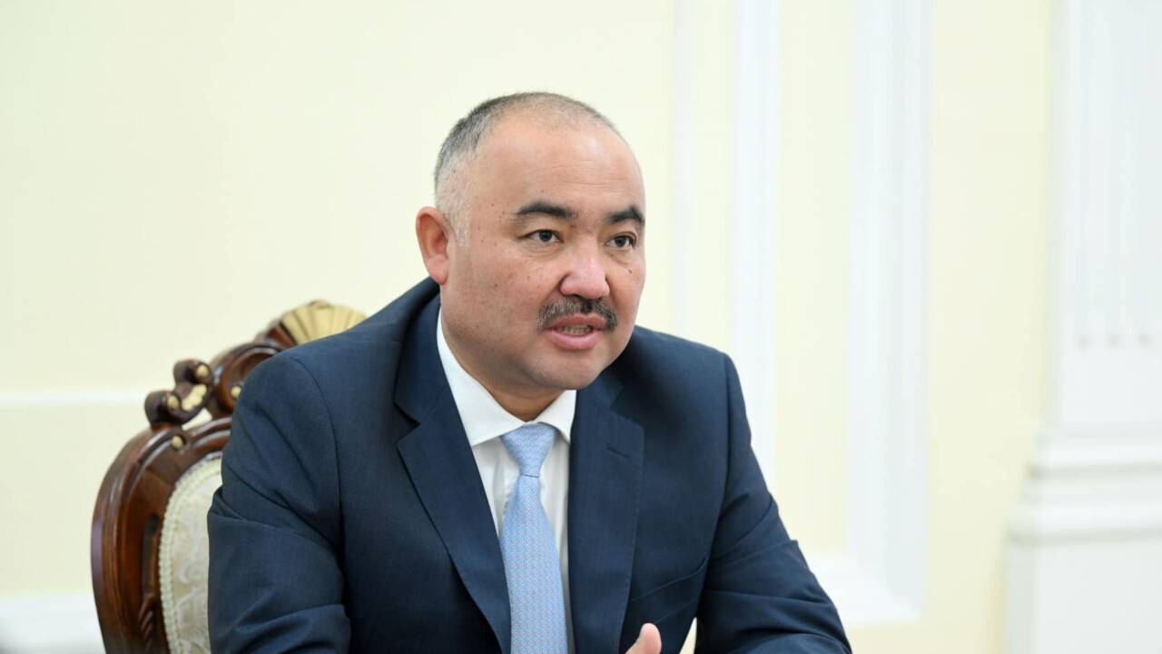 Қырғыз парламентінің спикері Нұрланбек Тұрғынбекұлы. Фото: спикердің facebook парақшасынан алынды